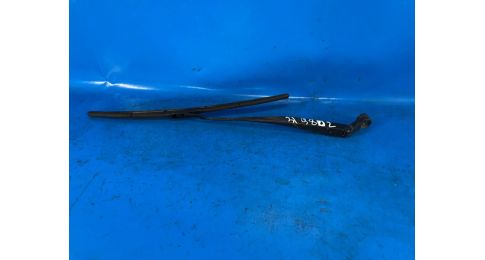 Ramię przedniego wycieraczka lew. LEXUS IS250/350 05-13