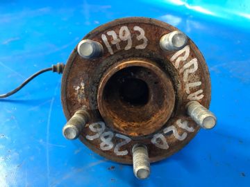 Piasta tyl. lew. LINCOLN MKZ 13-20