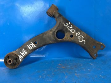Dolne ramię przedniego zawieszenia praw. TOYOTA PRIUS - 20 03-11