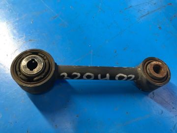 Górne poprzeczne ramię tylnego zawieszenia praw. FORD FUSION 14-