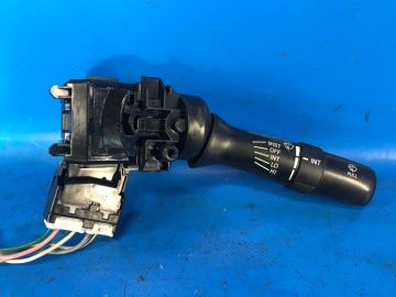 Przełącznik pod kierownicą praw. TOYOTA CAMRY 40 06-11