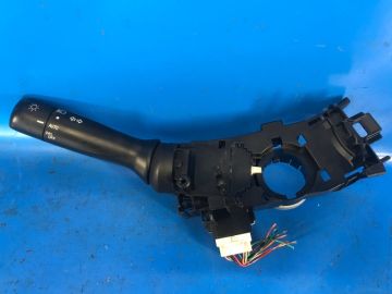 Przełącznik pod kierownicą lew. TOYOTA CAMRY 40 06-11