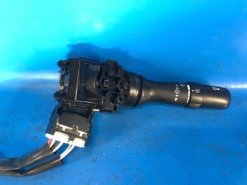 Przełącznik pod kierownicą praw. TOYOTA TUNDRA 07-13