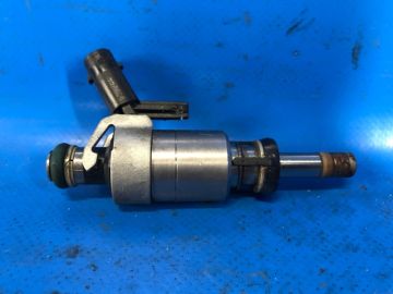 Wtryskiwacz paliwa AUDI A3 (8V) 12–17