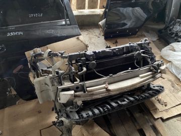 Przod Kompletny TOYOTA PRIUS - 30 09-17