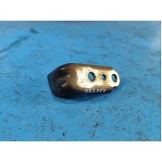 Zawias drzwi przed. lew. FORD MUSTANG 15-