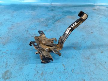 zamek maski TOYOTA PRIUS PLUS 11-14