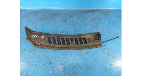 Osłona pod przednią szybę praw. FORD EXPEDITION 17- Osłona pod przednią szybę praw. FORD EXPEDITION 17-