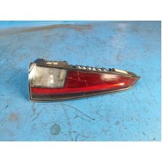 Zewnętrzna lampa praw. TOYOTA PRIUS 16-