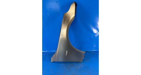 przedni błotnik praw. BMW 5 SERIES (E60/E61) 03-10