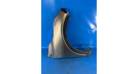 przedni błotnik praw. KIA SORENTO UM 14-