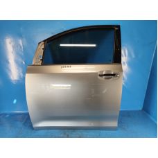 Drzwi przed. lew. TOYOTA SIENNA 11-16