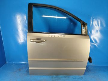 Drzwi przed. praw. DODGE GRAND CARAVAN 08-