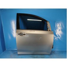 Drzwi przed. praw. TOYOTA SIENNA 11-16