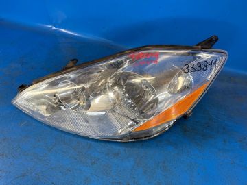 Reflektor Lampa przednia lew. TOYOTA SIENNA 03-10