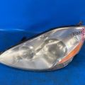 81150AE030 | Reflektor Lampa przednia lew. TOYOTA SIENNA 03-10 (339815)
