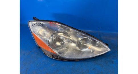 Reflektor Lampa przednia praw. TOYOTA SIENNA 03-10 Reflektor Lampa przednia praw. TOYOTA SIENNA 03-10