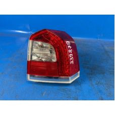 Zewnętrzna lampa praw. VOLVO XC70 07-16