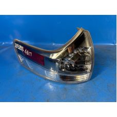 Zewnętrzna lampa lew. TOYOTA SIENNA 11-16