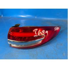 Zewnętrzna lampa praw. FORD FUSION 14-