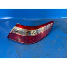 Zewnętrzna lampa praw. TOYOTA CAMRY 40 06-11