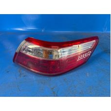 Zewnętrzna lampa praw. TOYOTA CAMRY 40 06-11