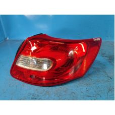 Zewnętrzna lampa praw. SUZUKI KIZASHI 09-14