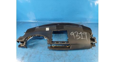 Deska rozdzielcza LEXUS CT200 11-17 Deska rozdzielcza LEXUS CT200 11-17