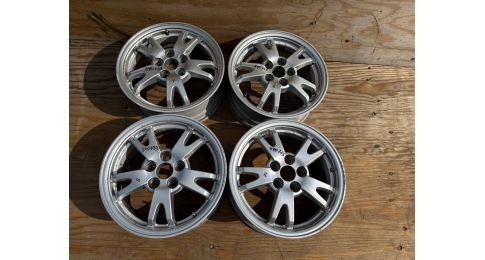 Felga R15 TOYOTA PRIUS - 30 09-17 Felga R15 TOYOTA PRIUS - 30 09-17