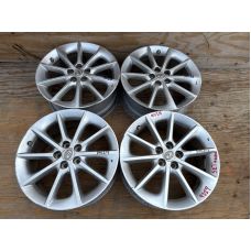 Felga R17 LEXUS CT200 11-17