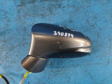 Lusterko lew. LEXUS CT200 11-17