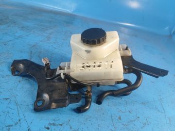 Zbiornik Płynu Hamulcowego LEXUS HS250H (ANF10) 09-12