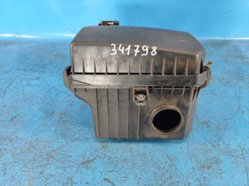 Obudowa filtra powietrza SUZUKI KIZASHI 09-14