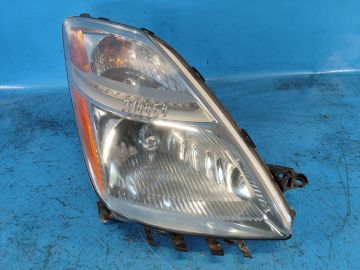 Reflektor Lampa przednia praw. TOYOTA PRIUS - 20 03-11
