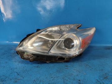 Reflektor Lampa przednia lew. TOYOTA PRIUS - 30 09-17
