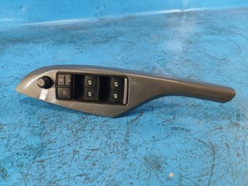 Moduł sterowania podnośnikami szyby TOYOTA SIENNA 11-16