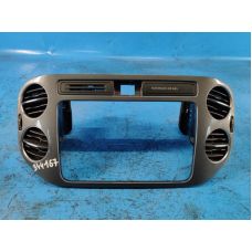 Deflektor powietrza VOLKSWAGEN TIGUAN 08-17