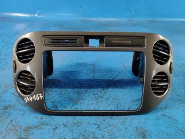 Deflektor powietrza VOLKSWAGEN TIGUAN 08-17