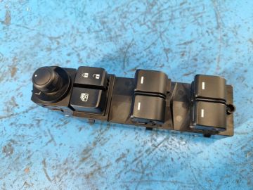 Moduł sterowania podnośnikami szyby MAZDA CX-5 (KF) 16-21