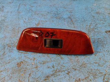 Moduł sterowania podnośnikami szyby tyl. praw. LEXUS HS250H (ANF10) 09-12