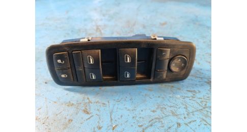 Moduł sterowania podnośnikami szyby DODGE GRAND CARAVAN 08- Moduł sterowania podnośnikami szyby DODGE GRAND CARAVAN 08-