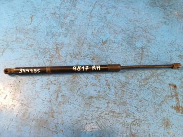 Amortyzator klapy bagaznika praw. TOYOTA SIENNA 11-16