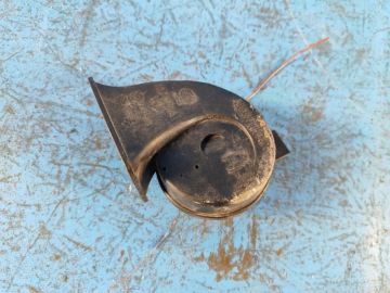 Syrena (klakson) praw. MAZDA CX-5 (KF) 16-21