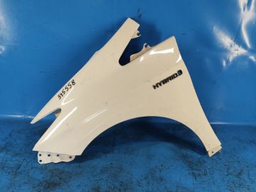 przedni błotnik lew. TOYOTA PRIUS - 30 09-17