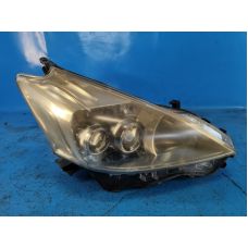 Reflektor praw. TOYOTA PRIUS PLUS 11-14