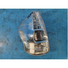 Zewnętrzna lampa lew. TOYOTA PRIUS PLUS 11-14