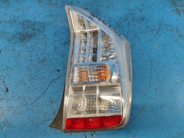 Lampa Tylna praw. TOYOTA PRIUS - 30 09-17
