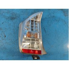 Zewnętrzna lampa lew. TOYOTA PRIUS - 30 09-17