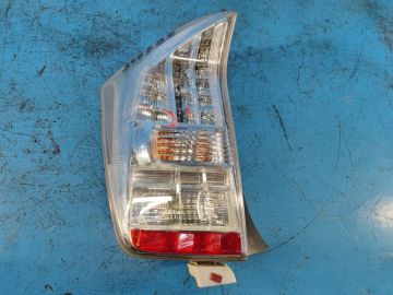 Lampa Tylna lew. TOYOTA PRIUS - 30 09-17