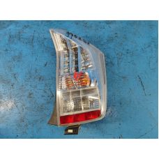 Zewnętrzna lampa praw. TOYOTA PRIUS - 30 09-17